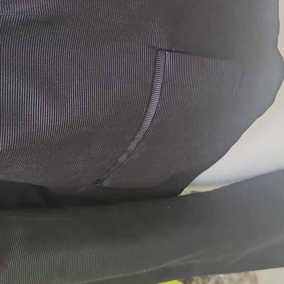 DRIES VAN NOTEN Black Finely Textured Silk Cropped Jacket Sz 42 (8) - Picture 4 of 11